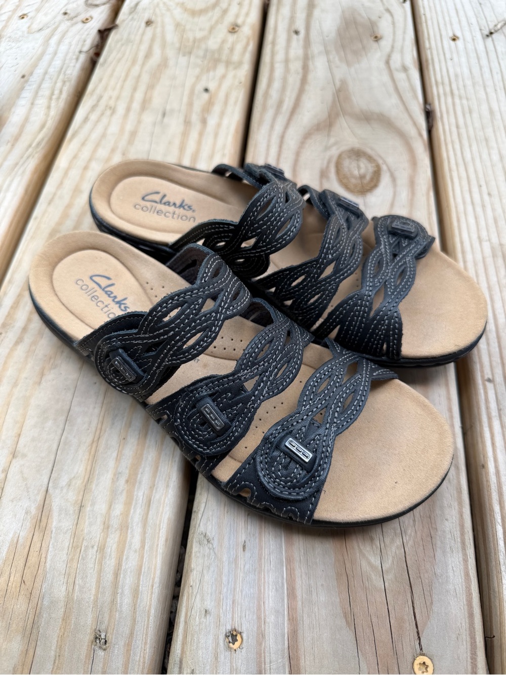 Clarks BlackLeather Scalloped-Strap Sandals